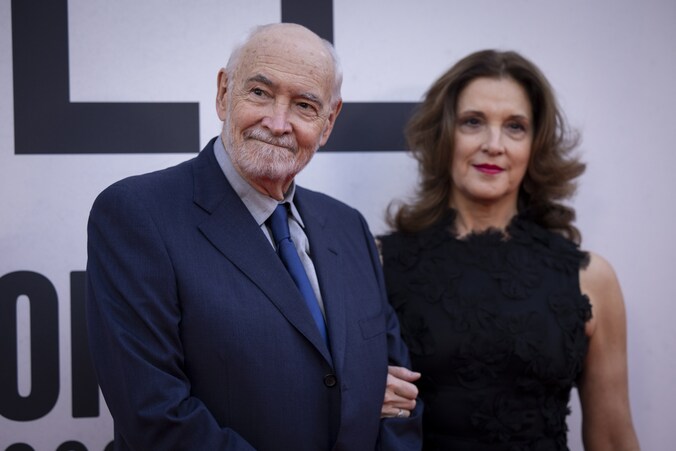 Michael G. Wilson en Barbara Broccoli.
