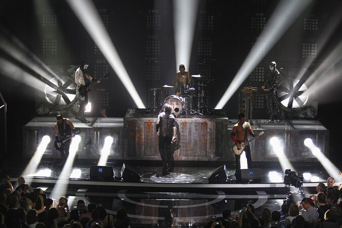 Rammstein, hier met Marilyn Manson, is de eerste headliner van Rock Werchter 2013