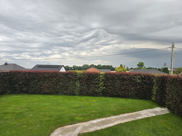 Wolkenformatie in Tienen.