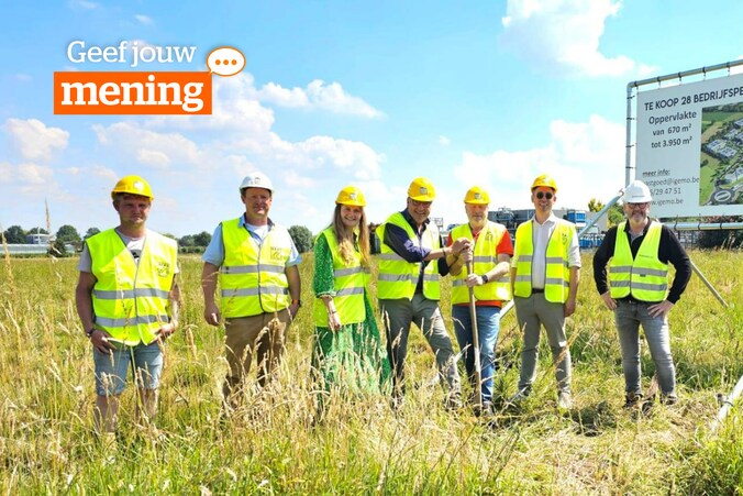 Aannemers Hens, Amber Lippens (IGEMO), burgemeester Walter Horemans, schepen van Lokale Economie Willy Beullens, Seppe Jacobs (IGEMO), studiebureau Arcadis - KMO zone de Hutten Berlaar.