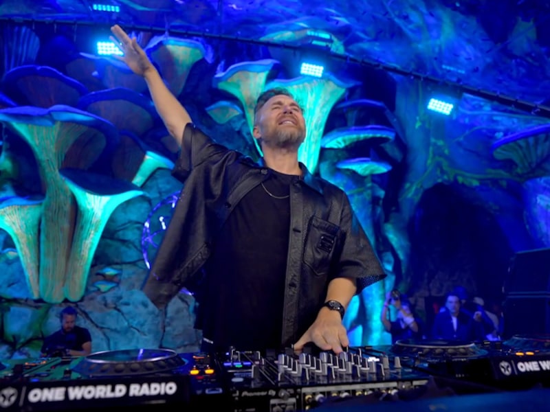 Na financieel dispuut met Tomorrowland: David Guetta sluit opnieuw mainstage af