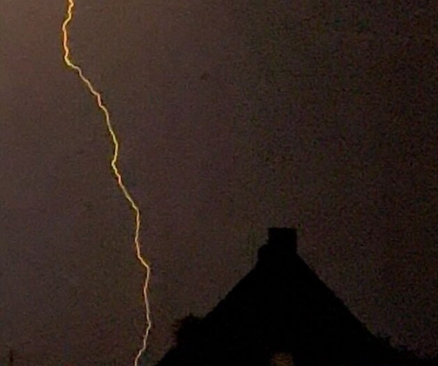 Mooie bliksemschicht in Langemark