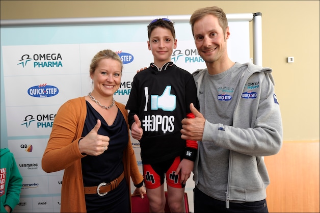 Ook pr-verantwoordelijke Brunhilde Verhenne mocht mee op de foto.