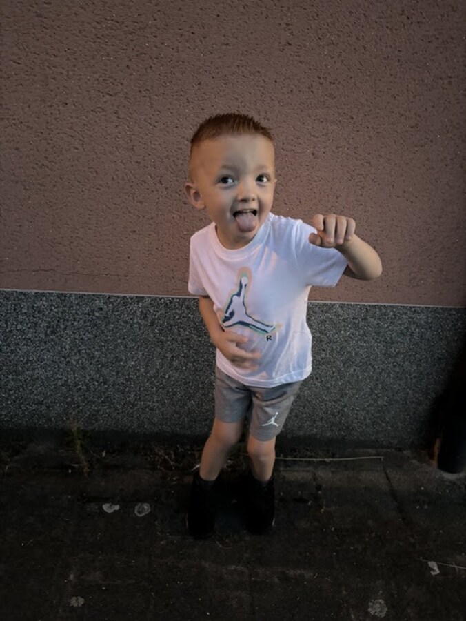 Matteo uit Kalmthout stond al om 6.15 uur klaar omdat hij al naar school wou gaan