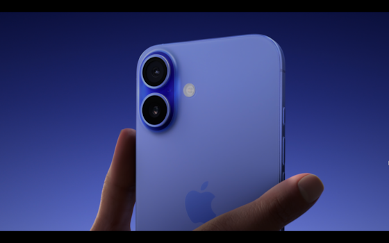 De nieuwe iPhone 16 komt er zoals voorspeld in het blauw.