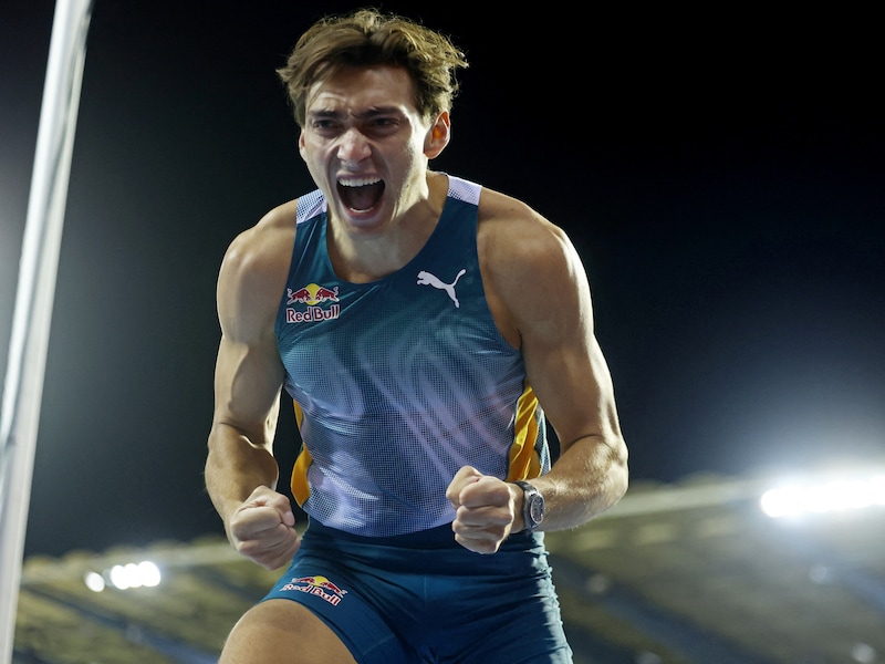 “Nóg een poging kon ik niet meer aan”: Mondo Duplantis pleziert fans met meetingrecord, maar past voor wereldrecord