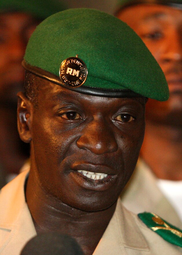Couppleger Amadou Haya Sanogo.