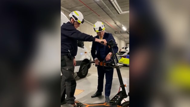 Wie mag op een e-step rijden? En wat als je de regels overtreedt? Een ...