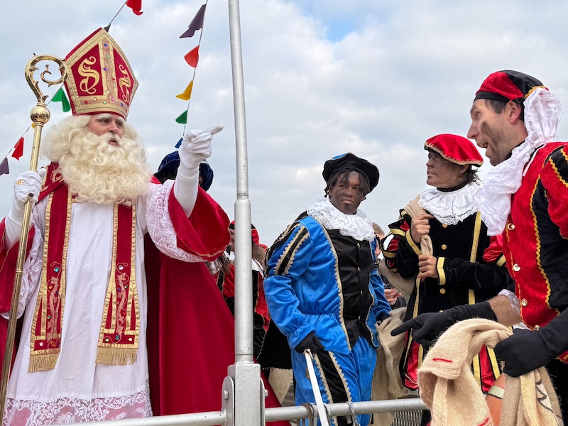 Nu al even spieken in de agenda van Sinterklaas: een feestelijke intrede, vier shows en een heuse speurtocht
