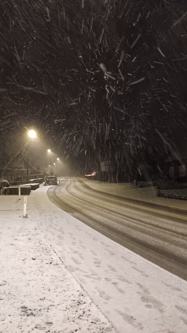 De sneeuw zorgt voor een wit tapijt in Huldenberg.