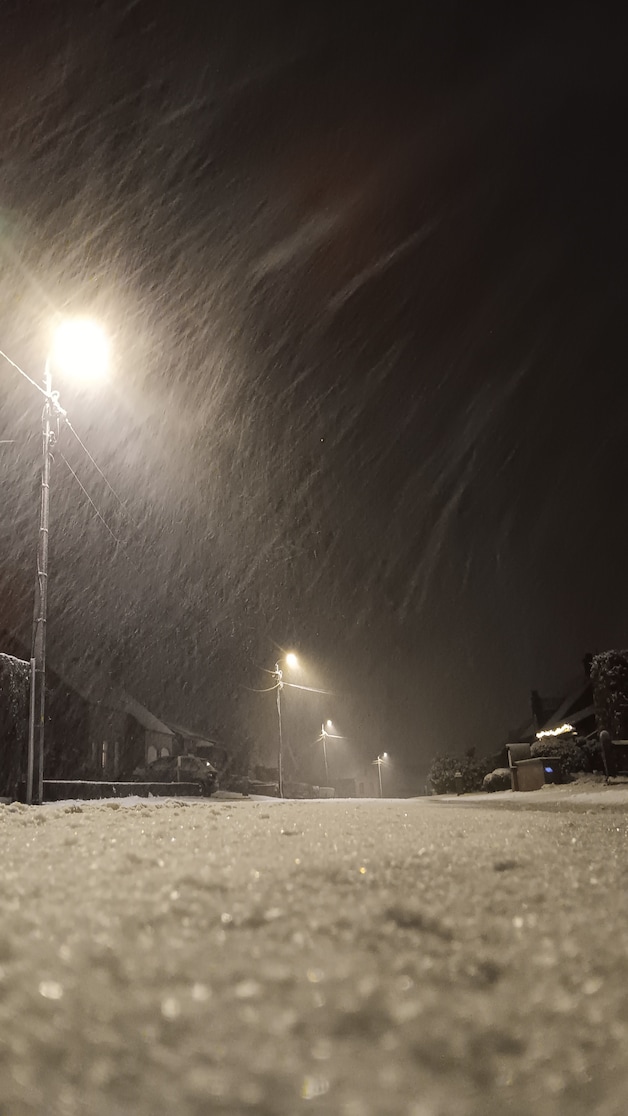 De sneeuw zorgt voor een wit tapijt in Huldenberg.