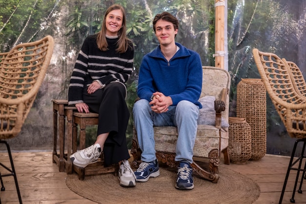 Jarne en Laura verloren hun mama, nu gaan ze 100 kilometer lopen tegen ...