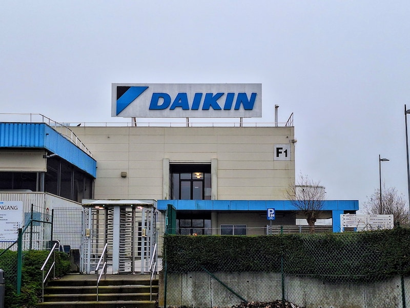 Daikin Oostende stapt af van ploegensysteem: “Kwestie van kostenefficiëntie om fabriek competitief te houden”