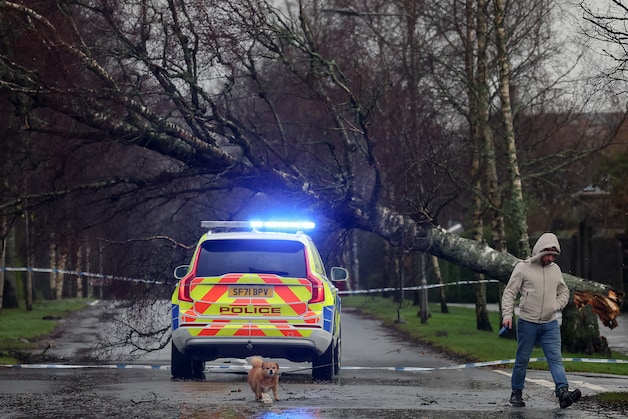 Storm Herminia op komst: code rood in Spanje, code geel in Ierland en ...