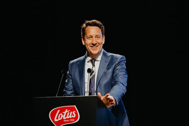 Na wonderjaar voor de Biscoff-speculoos: zoveel hield CEO Jan Boone (54 ...