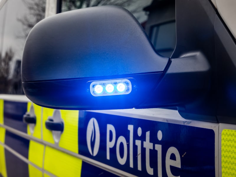 Twee auto’s botsen in Pelt: auto moet worden getakeld