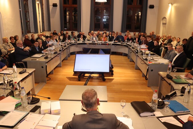 De komende gemeenteraad heeft tien punten op de agenda