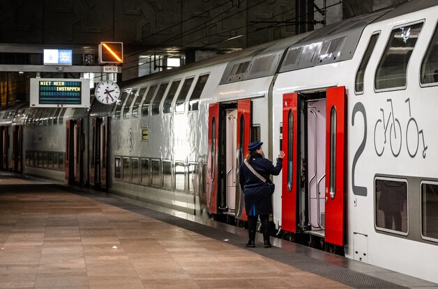 NMBS has already deployed extra capacity in the major cities.