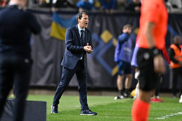 Nieuwe bondscoach, oude problemen: Rode Duivels met 3-1 de boot in ...