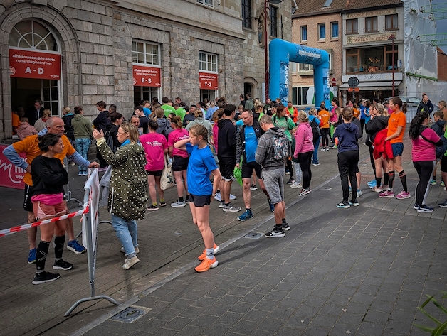 Urban Color Run in Menen breekt alle records: parcours door 30 unieke ...