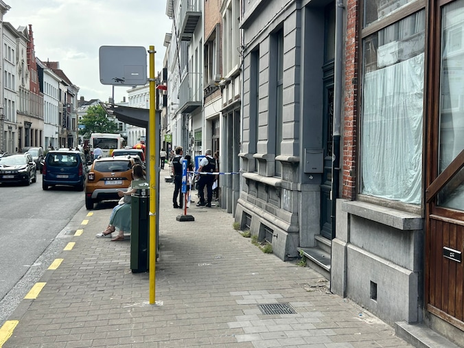 Opnieuw steekpartij in Gent: één persoon (27) in levensgevaar, man (40 ...