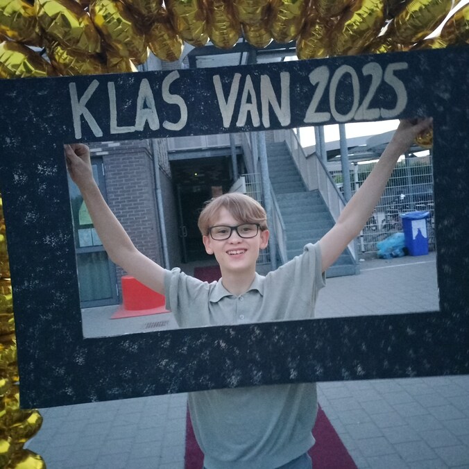 Vic zal voor altijd deel uitmaken van de klas van 2025.