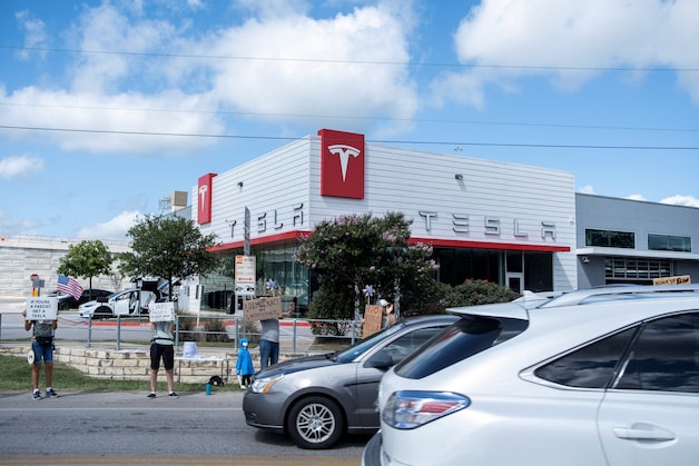 Protestanten voor een Tesla-vestiging in Austin, Texas 