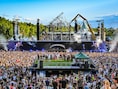 “Groot kluwen van verzekeraars”:  waarom oude resten hoofdpodium nog blijven tijdens Tomorrowland