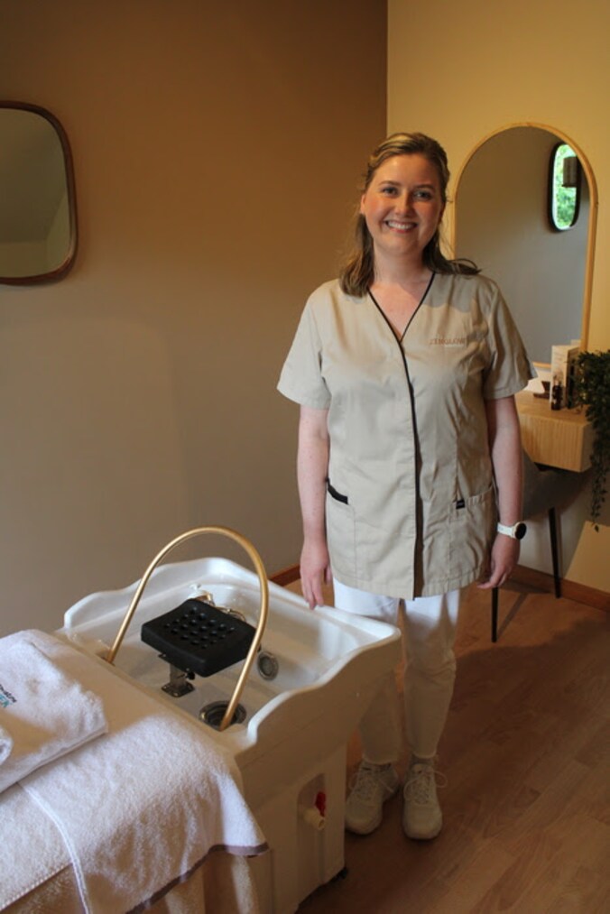 Celine beidt sinds kort ook Japanese Headspa aan in haar instituut