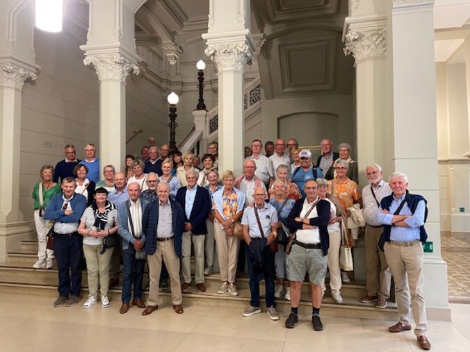 NEOS Hooglede-Gits bezocht Brussel