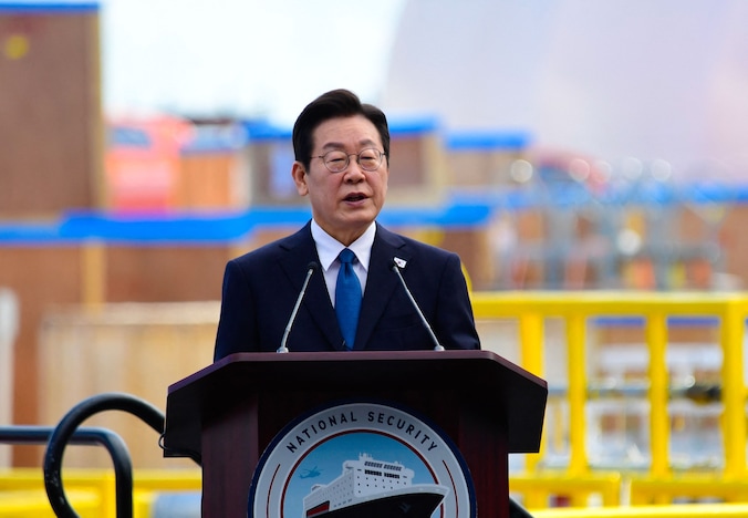 De nieuwe Zuid-Koreaanse president Lee Jae-myung (foto) probeert de spanningen met Noord-Korea te verlagen.