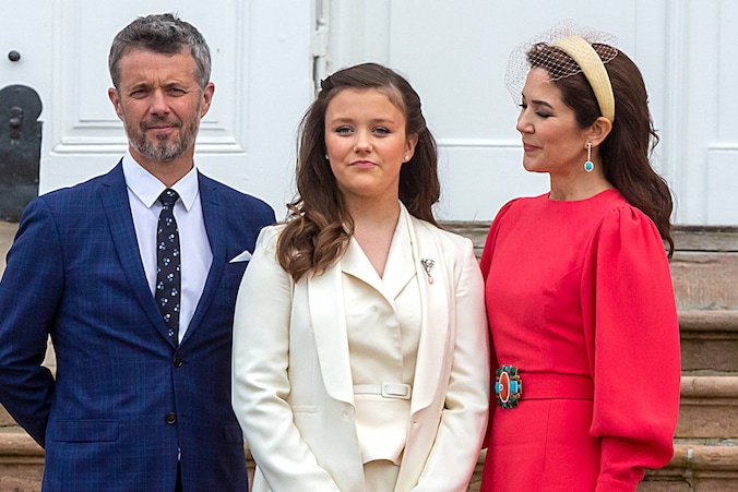 De Deense koning Frederik en koningin Mary met hun dochter, prinses Isabella.