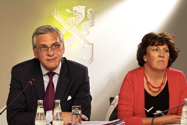 Minister-president Kris Peeters (CD&amp;V) en viceminister-president Ingrid Lieten (sp.a).