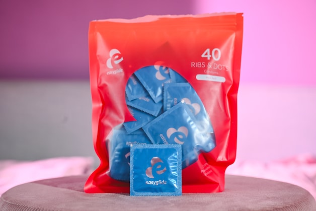 Condoomgebruik daalt. Sexperte test er 8 en geeft een 10/10: “Mijn ...