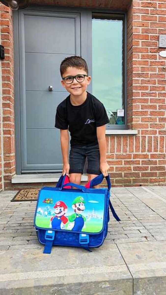 Ilias uit Paal gaat voor het eerst naar de lagere school.