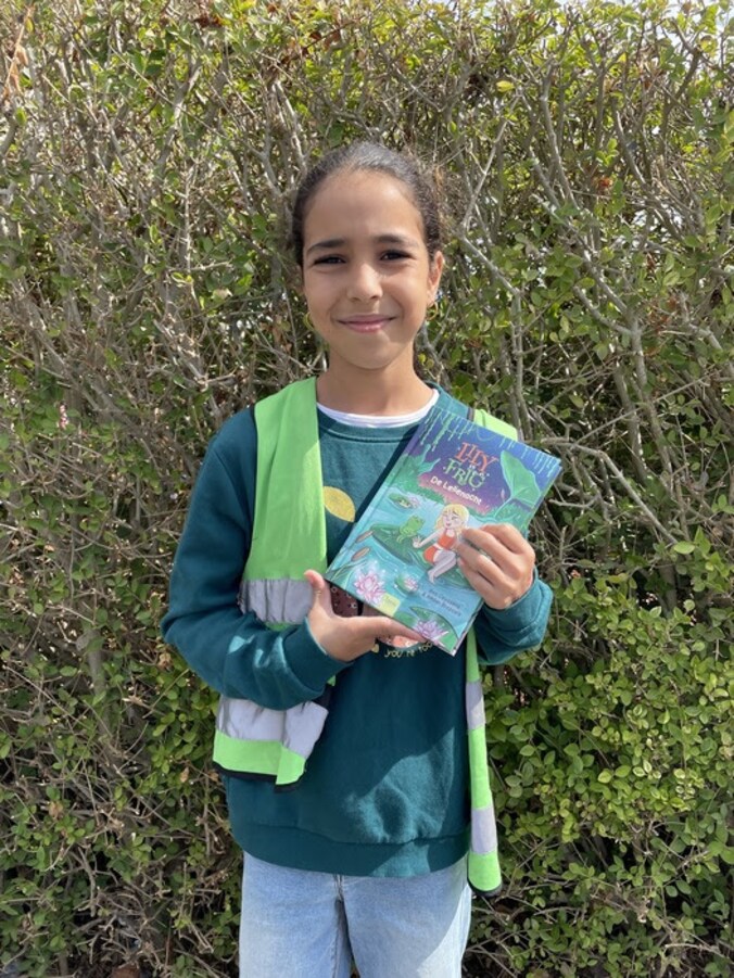 Jannat, leerling van Basisschool Vlam in Menen en de winnaar van de wedstrijd. 