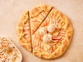 Het perfecte herfstdessert? Deze appel-frangipanegalette met een bolletje ijs