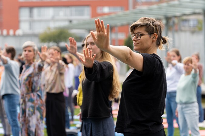 Gent Rust: rustgevend meditatiemoment met zenkoningin Ingeborg aan de Bijlokesite