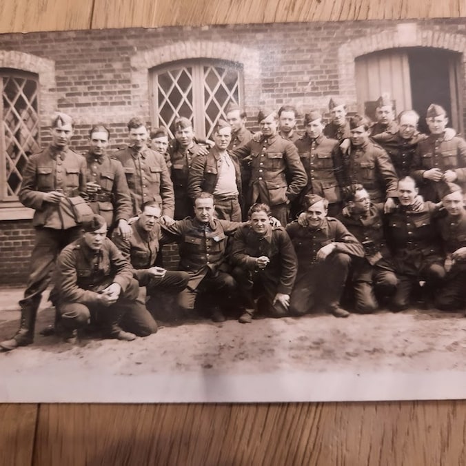 Het kijk-en leesboek heet 'En ineens stond het Vlas in brand. De Slag aan de Leie 23 – 25 mei 1940'