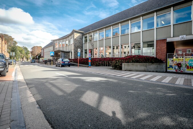 Bestaande bushalte in Sint-Jans-Gasthuisstraat in Gistel wordt ...