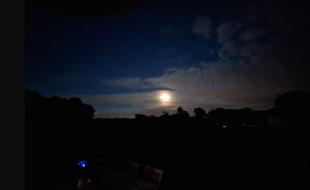 De supermaan in Lovendegem.