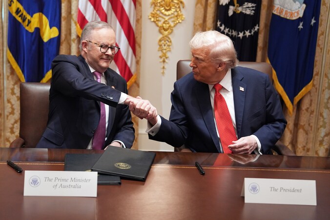 De Australische premier Anthony Albanese en de Amerikaanse president Donald Trump. 