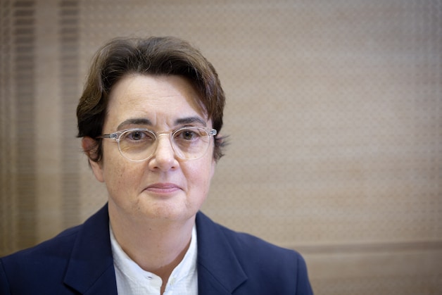Laurence des Cars, de directrice van het Louvre.