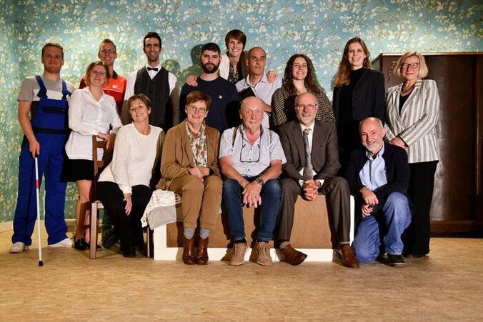 De cast van ‘Het legaat van nonkel Renaat’.