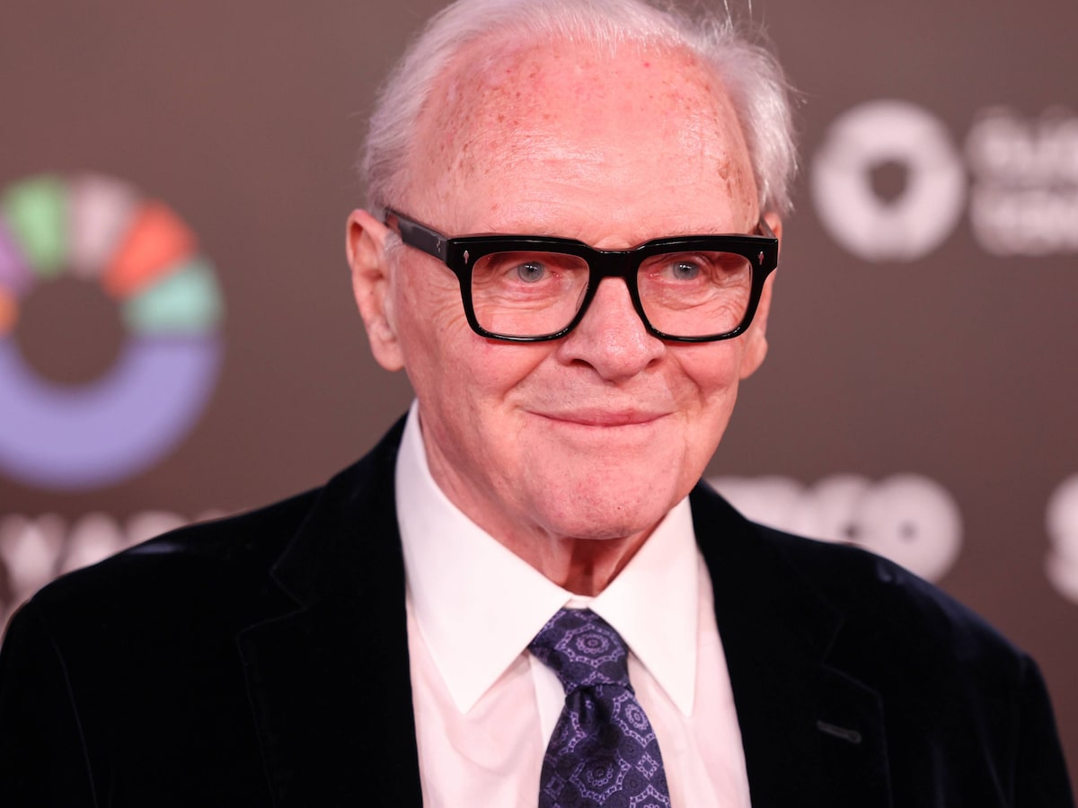 Anthony Hopkins staat stil bij halve eeuw zonder alcohol: “Leven is zoveel  beter” | Showbizz | HLN.be