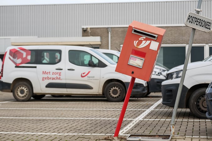 Staking bij bpost Heist-op-den-Berg beëindigd: vier tijdelijke ...