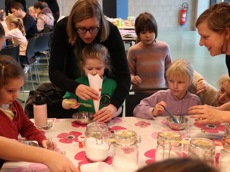 Creativiteit staat centraal tijdens Kunstendag voor Kinderen in Diest: “Het draait om ontdekken en plezier maken”