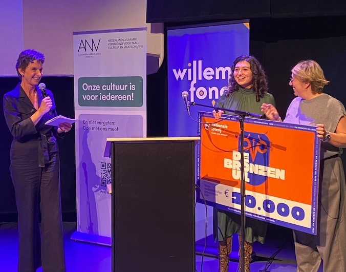 Uitreiking Bronzen Uil in aanwezigheid van minister Caroline Gennez