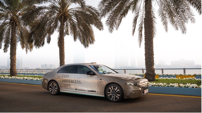 Mercedes-Benz en Momenta kondigen een zelfrijdende shuttledienst aan op basis van de nieuwe S-Klasse.