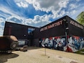 Goesting9140 geeft jonge makers podium in JOC De Nartist: “Live kunstwerk maken tijdens optreden”